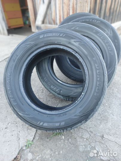 Dunlop Enasave RV503 215/65 R16