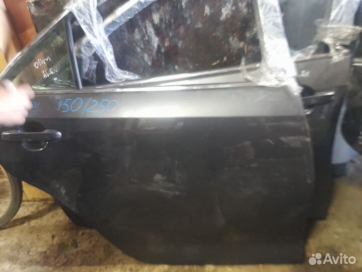 Дверь задняя правая toyota camry 50 55