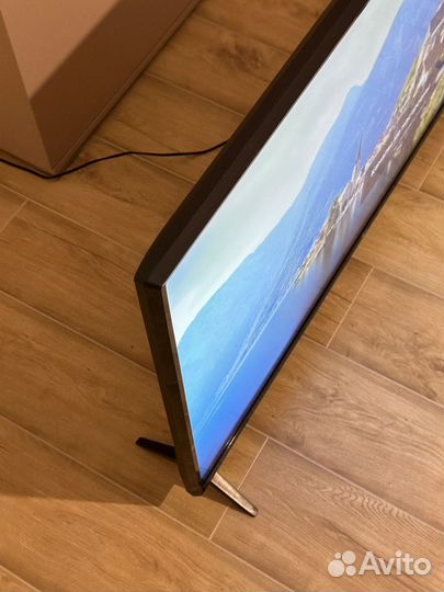 Телевизор LG 49UM7300