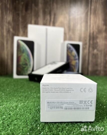 USB-C power adapter 35w