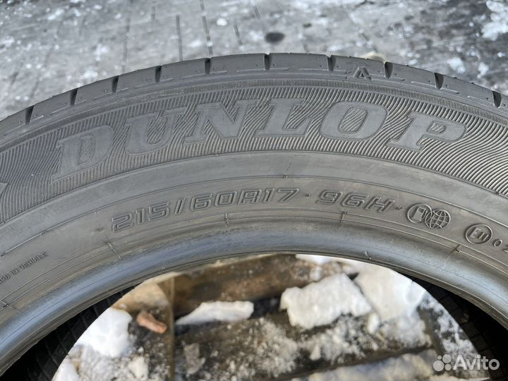 Dunlop Enasave EC300+ 215/60 R17
