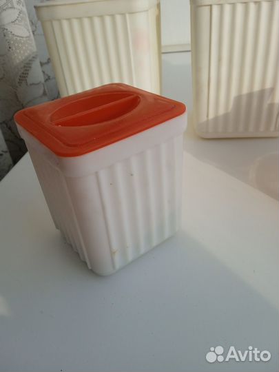 Банки для сыпучих продуктов, Таз, Миски эмаль СССР