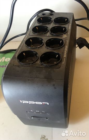 Блок бесперебойного питания Ippon back combo 600
