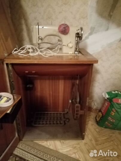 Швейная машинка