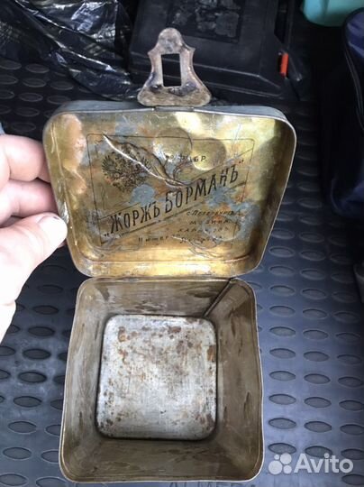 Коробка жесть (до 1917г) зубной порошок; коробка ж