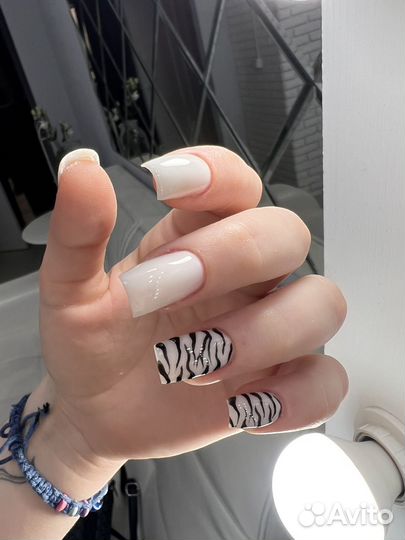 Маникюр, педикюр, наращивание ногтей