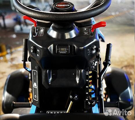 Cадовый трактор 