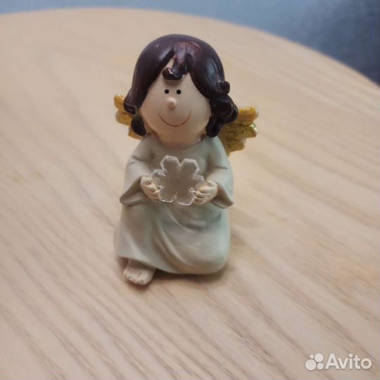 Статуэтка ангел