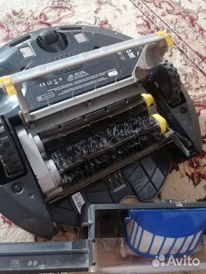 Робот пылесос (необходим ремонт)