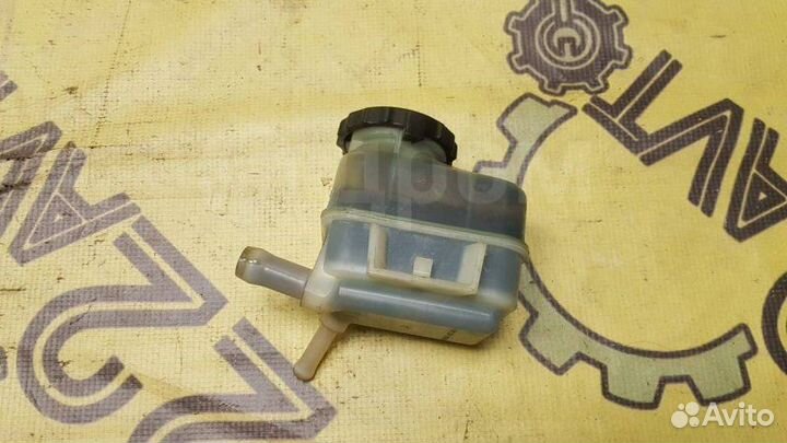 Бачок гидроусилителя руля Toyota Vista ZZV50 1zzfe