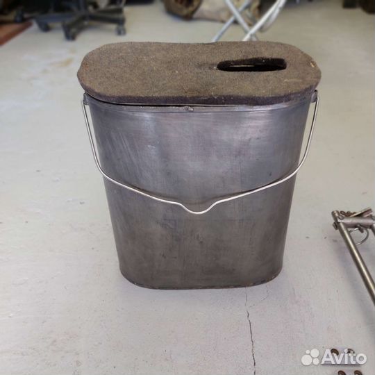 Ледобур титановый с рыбацкой банкой