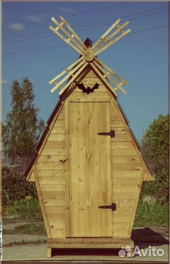 Уличный туалет с декором дху 088