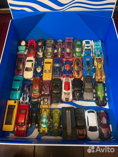 Машинки Hot wheels