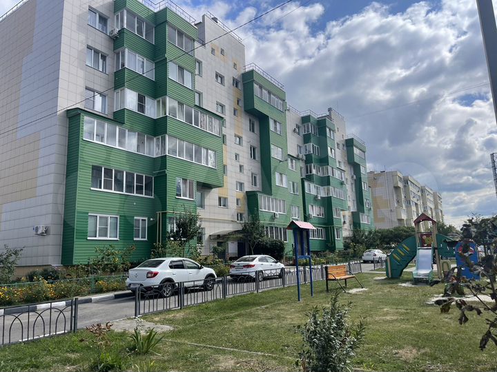 2-к. квартира, 69 м², 3/6 эт.