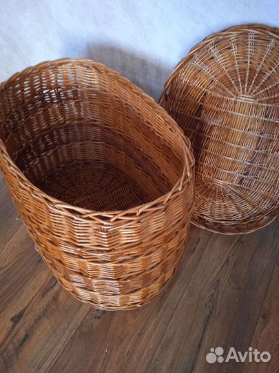 Интерьерная большая корзина с крышкой из лозы