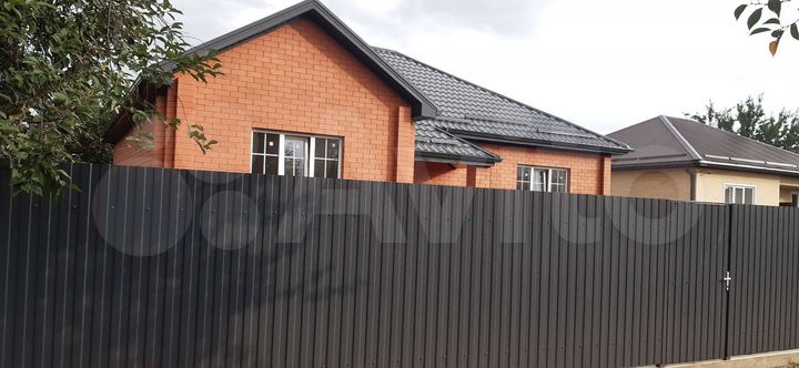 Дом 100 м² на участке 5 сот.