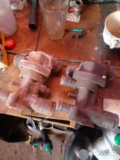 Корпус термостата 2110