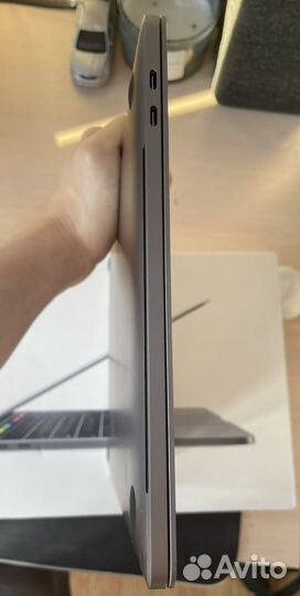 Macbook pro 13 2019 512gb