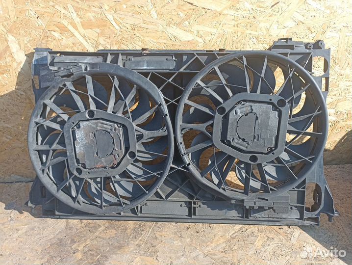 Вентилятор радиатора Audi A8 D3