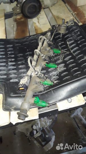 Топливная рампа в сборе хендай верна,киа рио 2+