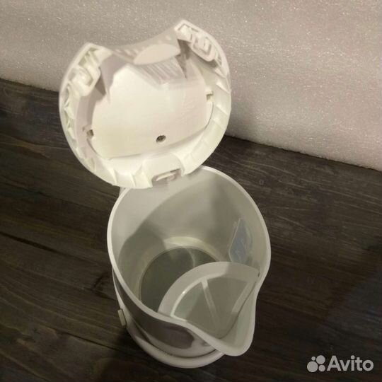 Чайник компактный Tefal KO120130 Travel’ City