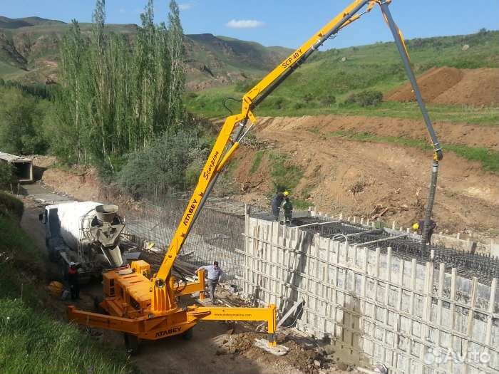 Самоходный бетононасос 25-80 куб м Москва