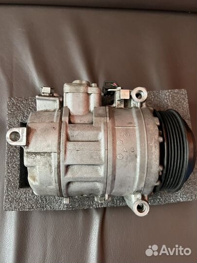 Компрессор кондиционера Mercedes Benz GlS X166