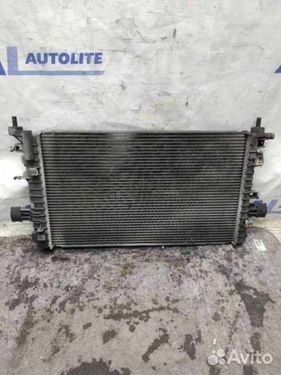 Радиатор основной Opel Astra H хэтчбек 1.4 2007