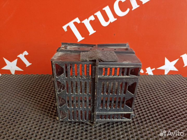 Кронштейн электронных блоков управления