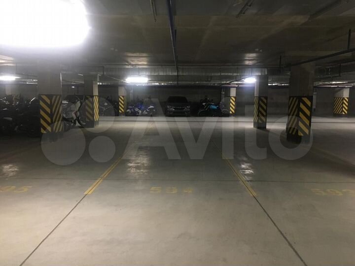 Машиноместо