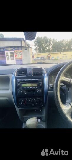 Mazda Demio, 2001