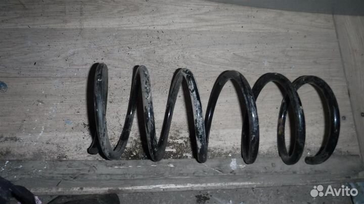 Пружина передняя Hyundai Getz 2002-2011