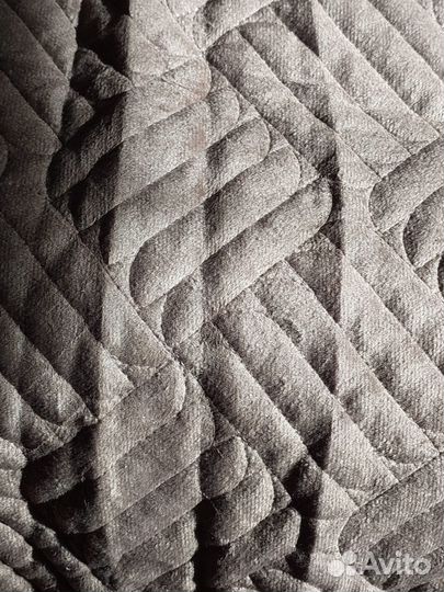 Накидки на диван и кресла