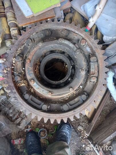 Поршни и другие запчасти