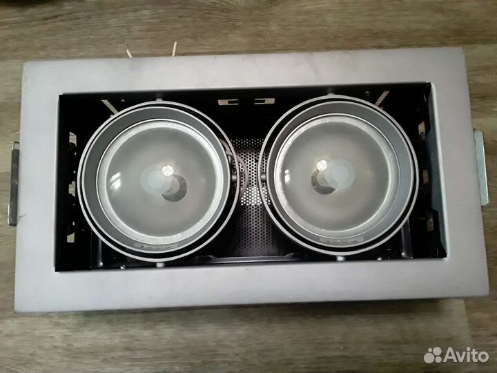 Прожектора встраимовые