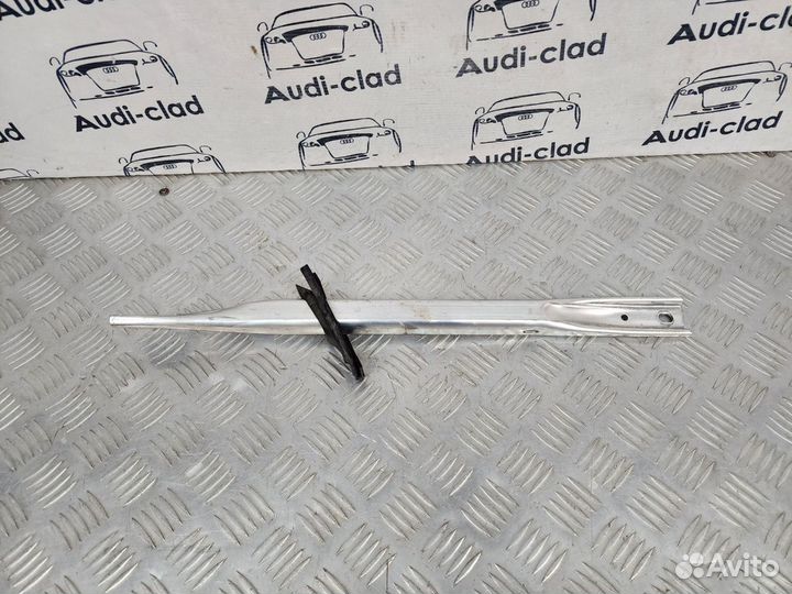 Распорка кузова передняя правая Audi A4 B9