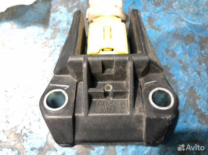 Датчик удара Lexus Ls460 USF40