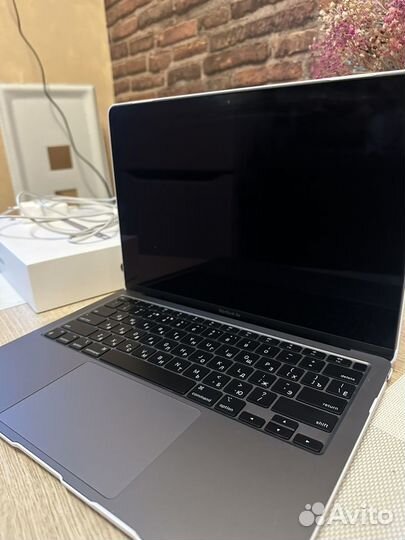 Apple MacBook Air 13 Late 2020 M1 8Gb 256Gb