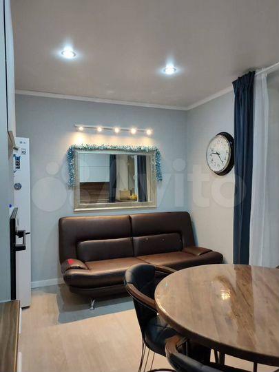 2-к. квартира, 72 м², 4/14 эт.