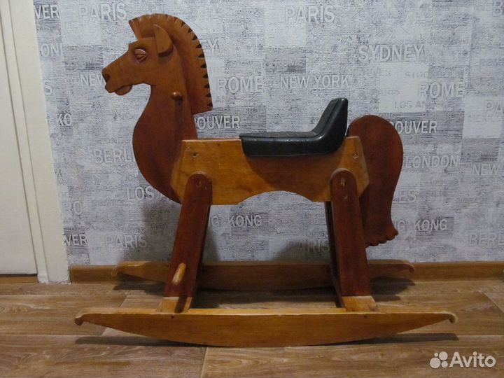 Деревянная раритетная лошадка