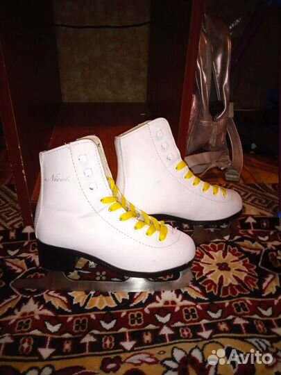 Коньки фигурные не професиональные