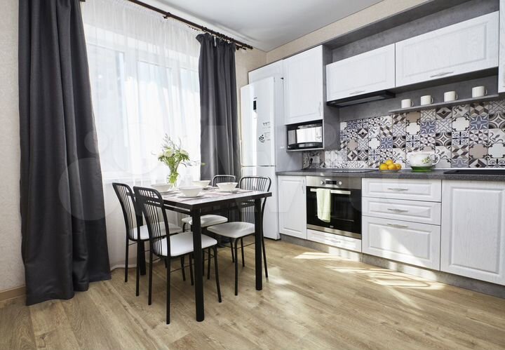 2-к. квартира, 54,3 м², 5/17 эт.