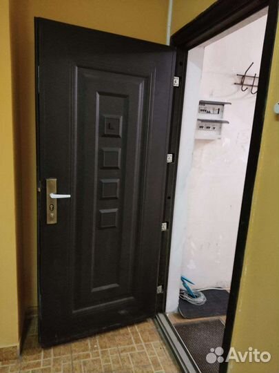 Дверь входная железная бу