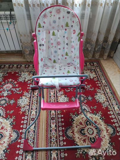 Стульчик для кормления