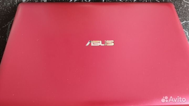 Ноутбук asus X-200CA, экран тачскрин