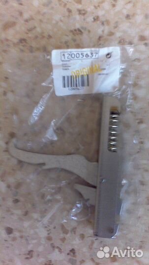 Шарнир двери на газовю плиту bosch HSF11K30N9