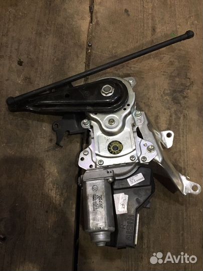 Механизм подъема крышки багажника Toyota Venza