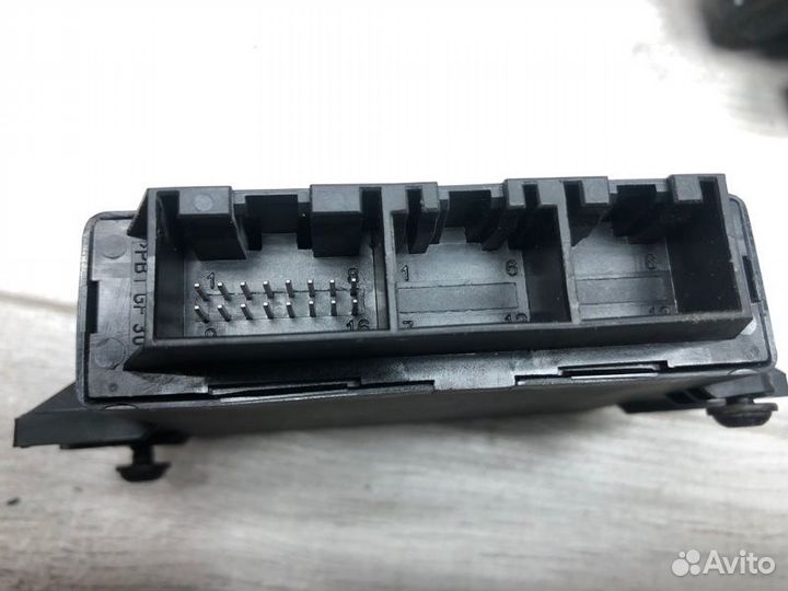 Блок управления парктроником Nissan Qashqai