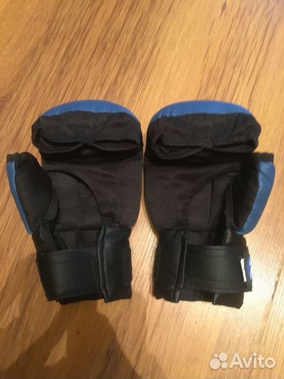 Перчатки для рукопашного боя