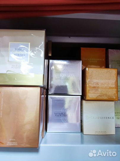 Продукция Орифлейм и Эйвон